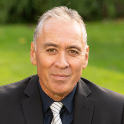 Monty Soutar (Ngāti Porou, Ngāti Awa, Ngāi Tai ki Tāmaki, Ngāti Kahungunu)