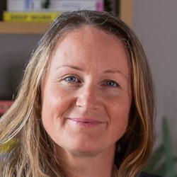 Written by Kiri Lightfoot 